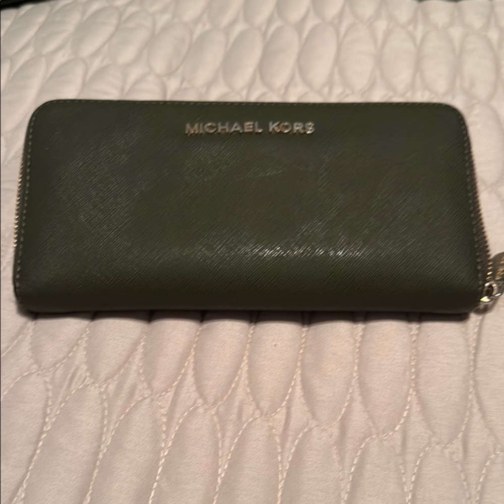 Michael Kors Dark Green Zip Wallet
